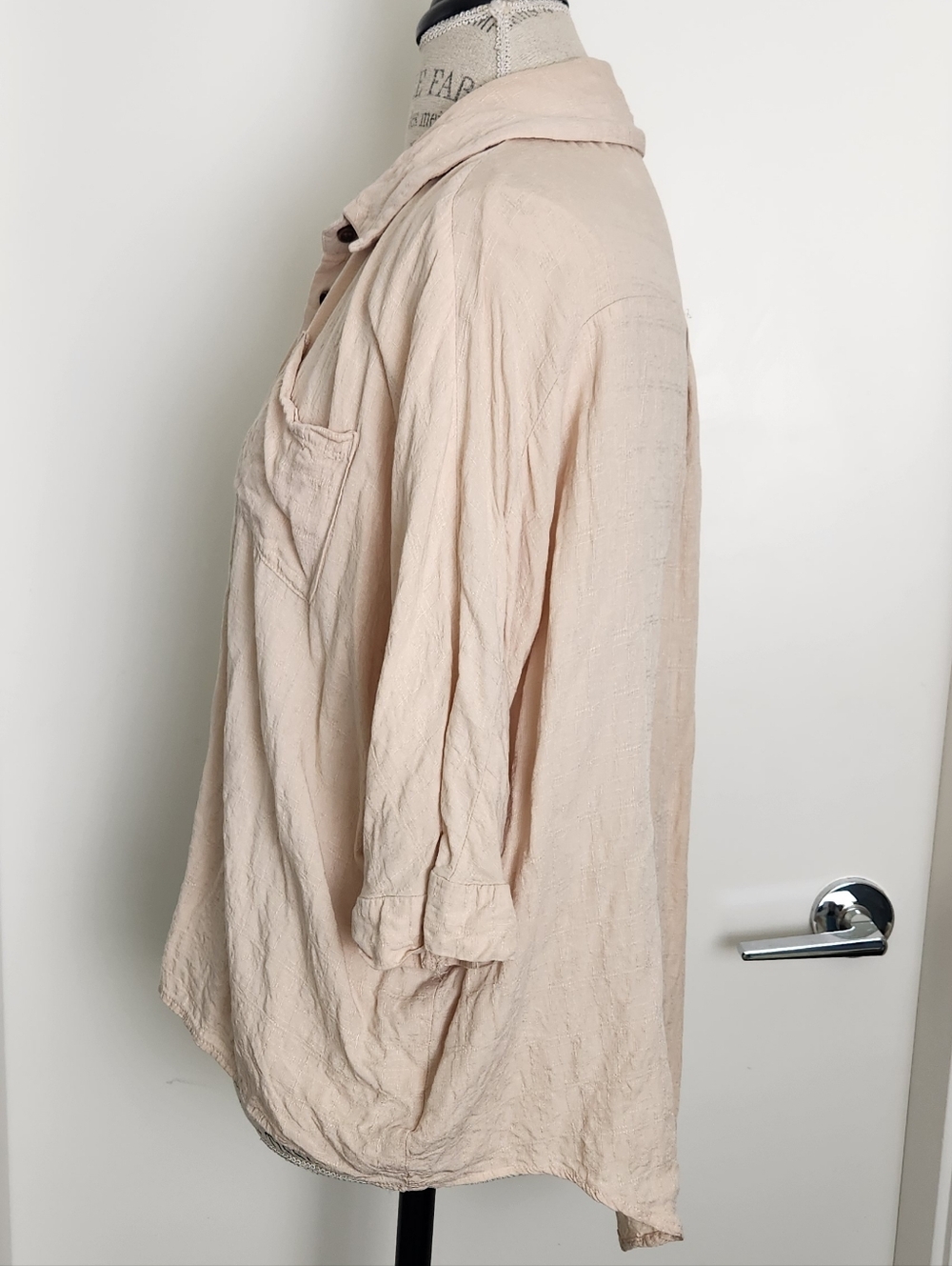 Vintage Beige Buttonup Safari Shirt - Picture 2 of 16